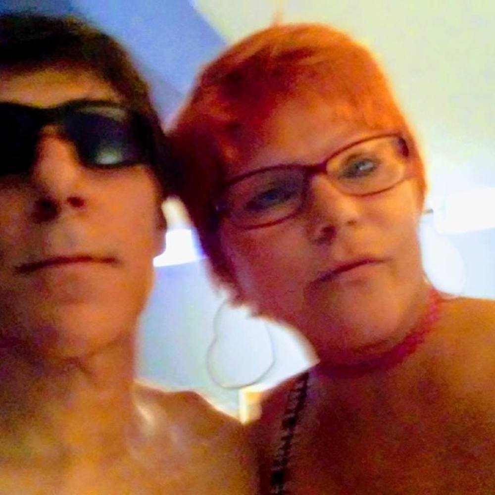 Meet your Posher, Garnet